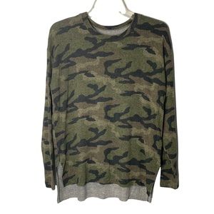 American Eagle Soft & Sexy Plush green camo long sleeve top XS